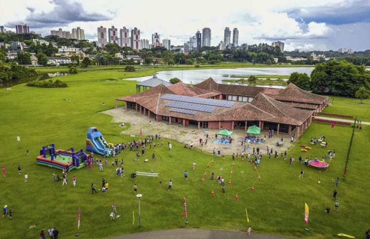 Verão Curitiba 2023 movimenta parques e praças no domingo