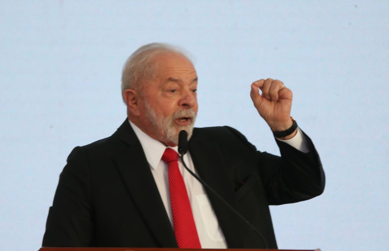 Refazendo: Lula entregará a cientistas medalha retirada por Bolsonaro