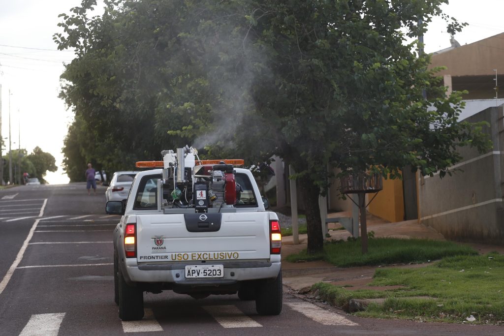 Ofício da Sesa solicita ao Ministério da Saúde insumos para combate à dengue e chikungunya 12 carro