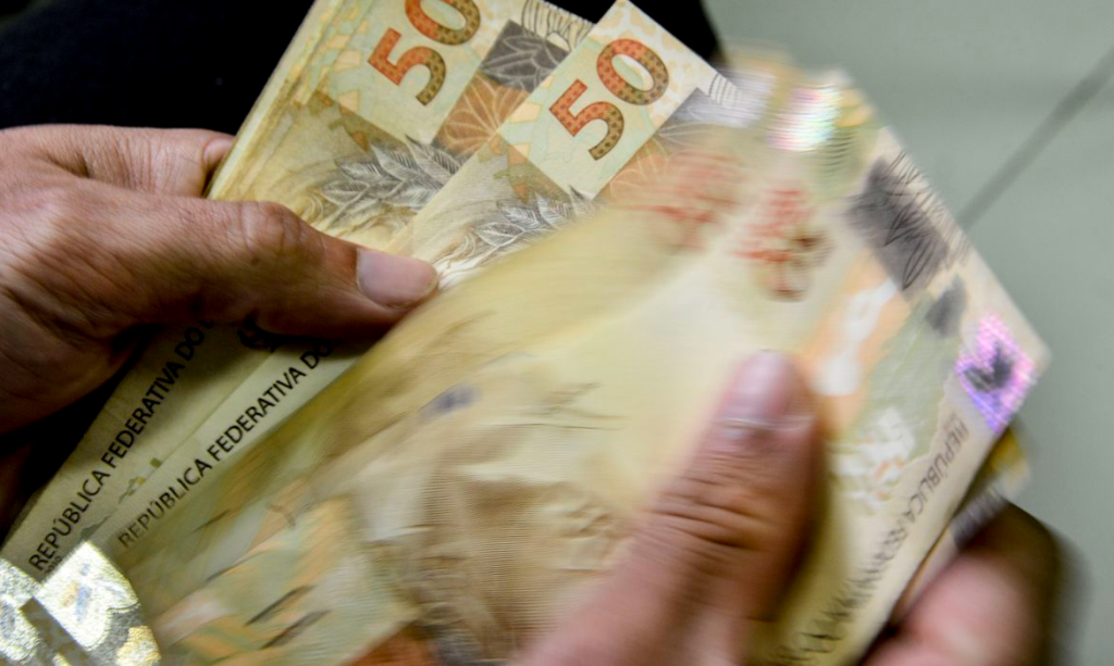 Esqueceu? Cerca de 6,9 milhões resgatam R$ 228,1 valores esquecidos 18 dinheiro esquecido