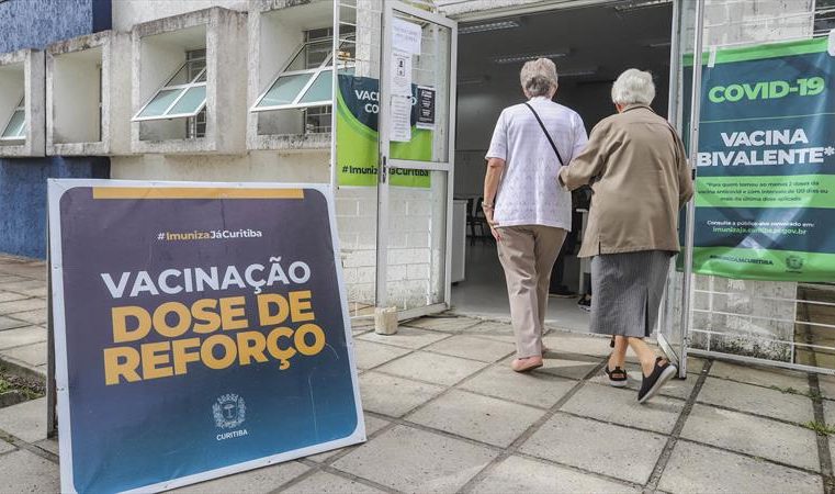 Prefeitura de Curitiba promove Dia D de multivacinação neste sábado