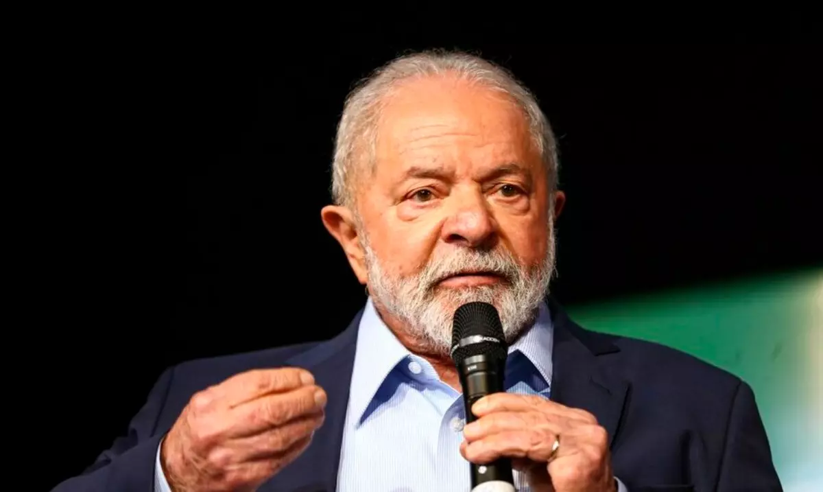 Lula tem aprovação de quase 40%, de acordo com pesquisa