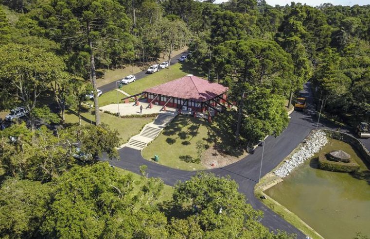 Obras da Prefeitura de Curitiba melhoram a pavimentação das alamedas do Parque Barreirinha