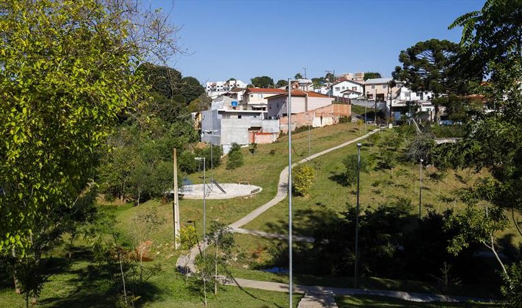 Programa habitacional de Curitiba recupera áreas de preservação antes degradadas