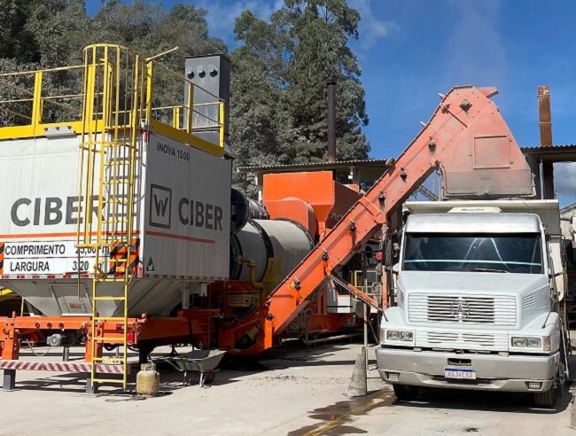 Mineradora de Curitiba triplica produção de asfalto em 2023