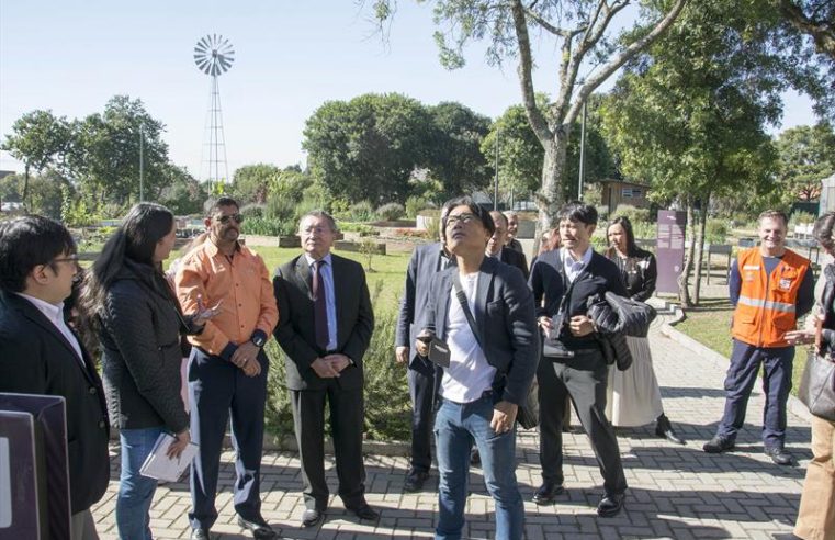 Japoneses conhecem as práticas sustentáveis da Fazenda Urbana de Curitiba