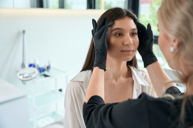 Como dermatologistas podem tirar proveito da micropigmentação