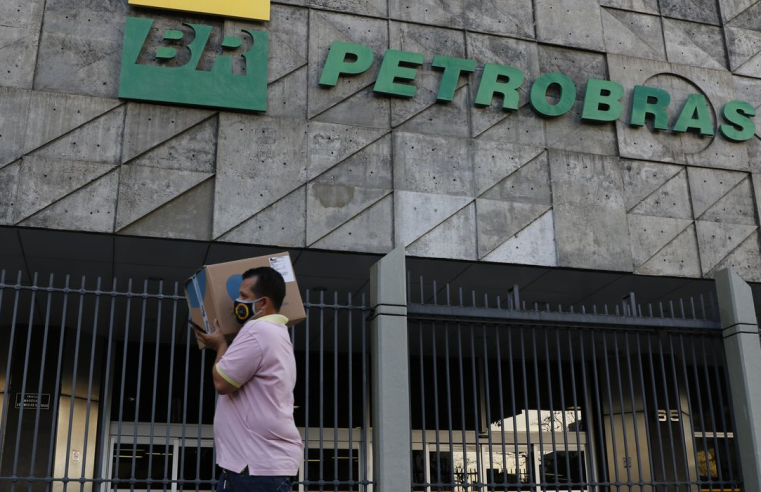Faz o Lamento: Combustíveis sobem (e muito) no Brasil todo