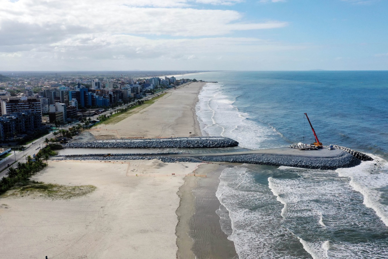 Com avanço na microdrenagem, revitalização da Orla de Matinhos chega a 87,1%