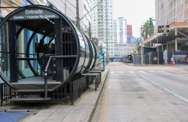 Ampliada, estação-tubo Praça Carlos Gomes será reativada nesta terça-feira em Curitiba