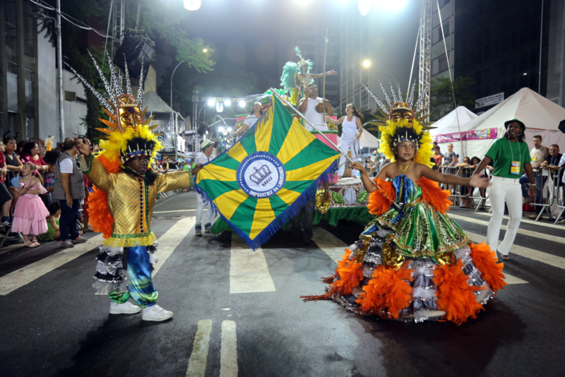 O carnaval está chegando. Confira 5 dicas de programação para aproveitar o feriadão em Curitiba