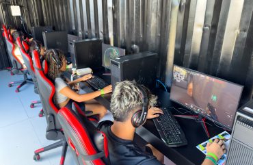 Em ação inédita, Governo do Estado monta Arena Gamer aberta ao público no Litoral