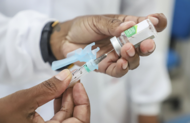 Saúde de Curitiba abre campanha da vacinação contra a gripe nesta segunda-feira