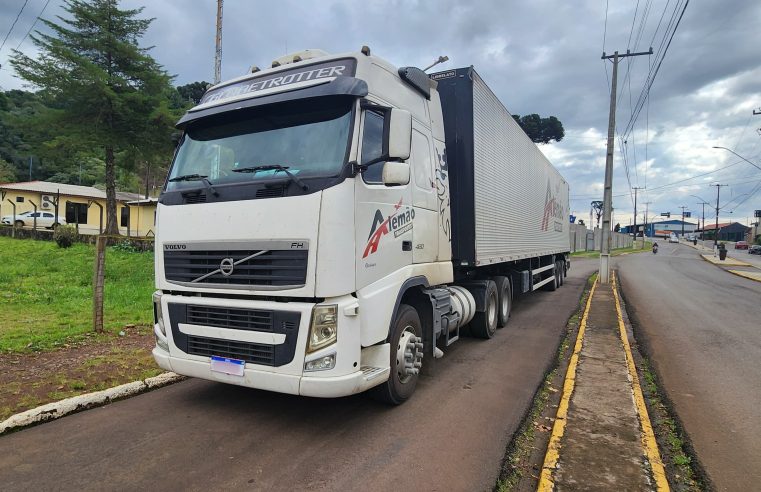 Polícia Militar do Paraná recupera caminhão roubado com doações destinadas ao Rio Grande do Sul