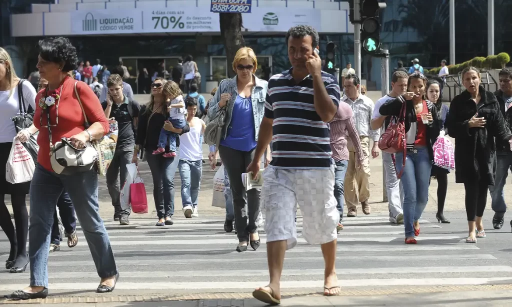 Desemprego cai no Brasil