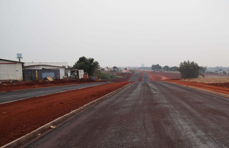 Como estão as obras de pavimentação e moradias em Assis Chateaubriand?