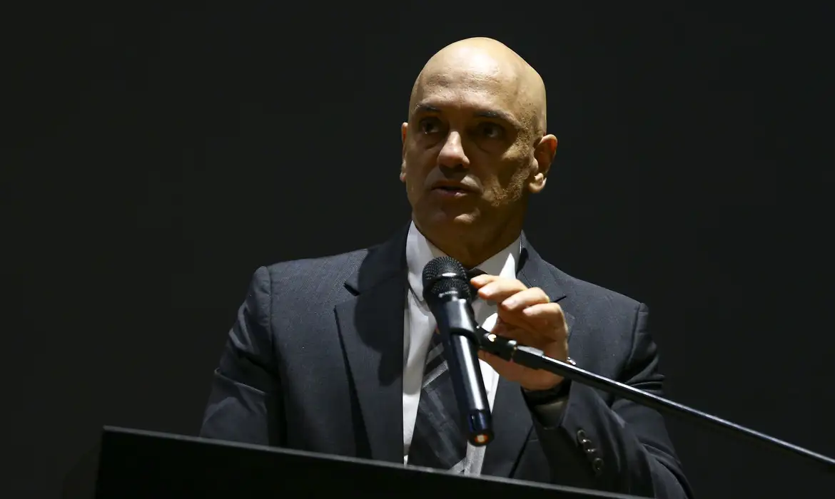 Xandão quer apoio: Moraes convoca 1ª Turma para julgar suspensão da plataforma X