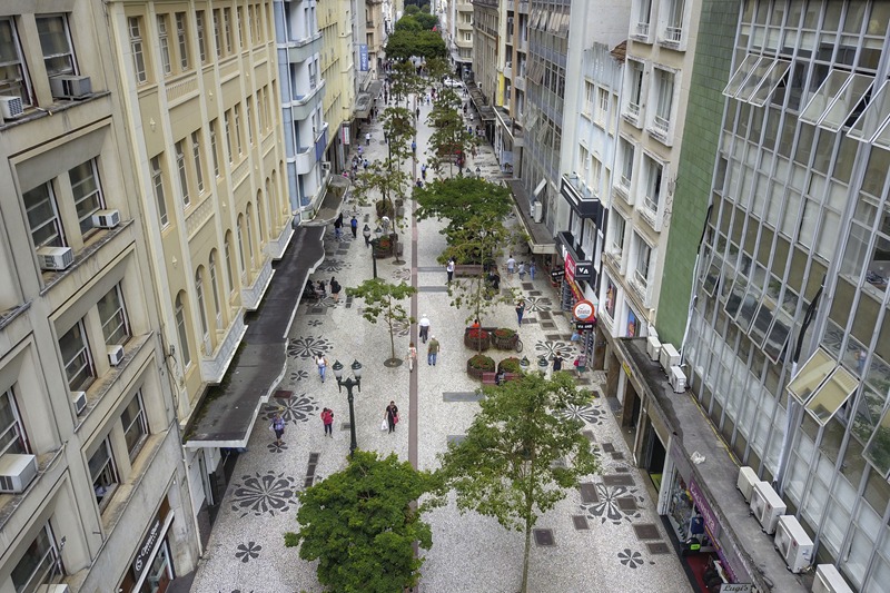Rua xv de novembro em curitiba
