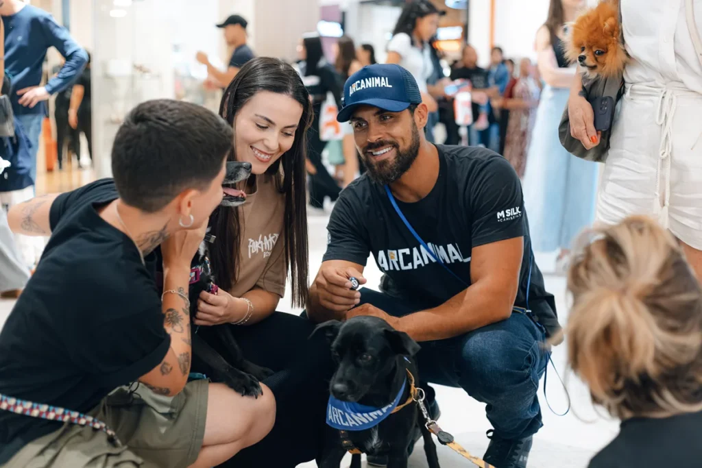 Curitiba recebe evento de adoção de animais 2 Palladium DiadoConsumidor 1 Copia