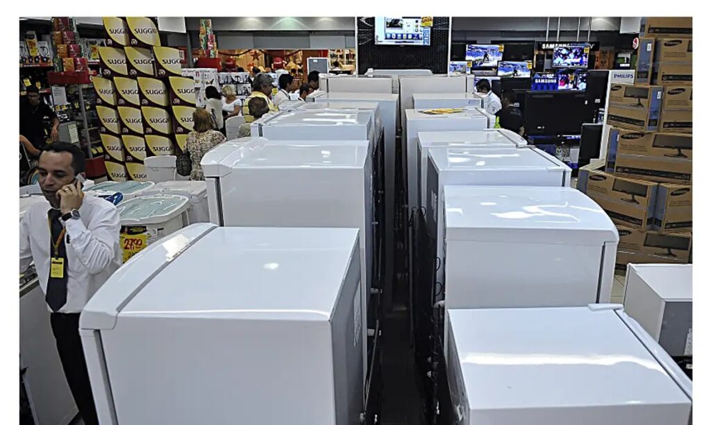 Setor de eletroeletrônicos prevê queda de 1% nas vendas no 1º semestre de 2025 5 venda de eletro brasil
