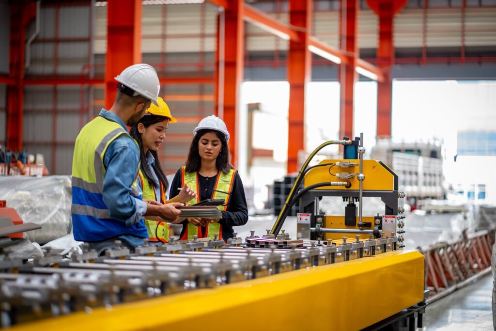 Modelo de terceirização está mudando com foco em resultados 1 Chao de fabrica terceirizacao com resultados