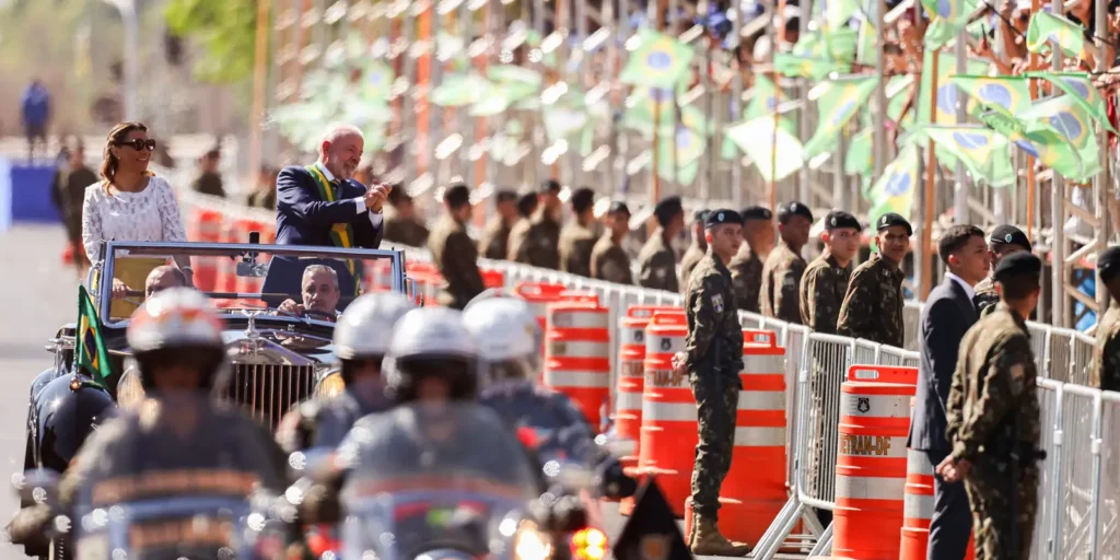 Lula Preside Desfile do Dia da Independência em Brasília com Tema de Soberania 5 imagem 1757304086432