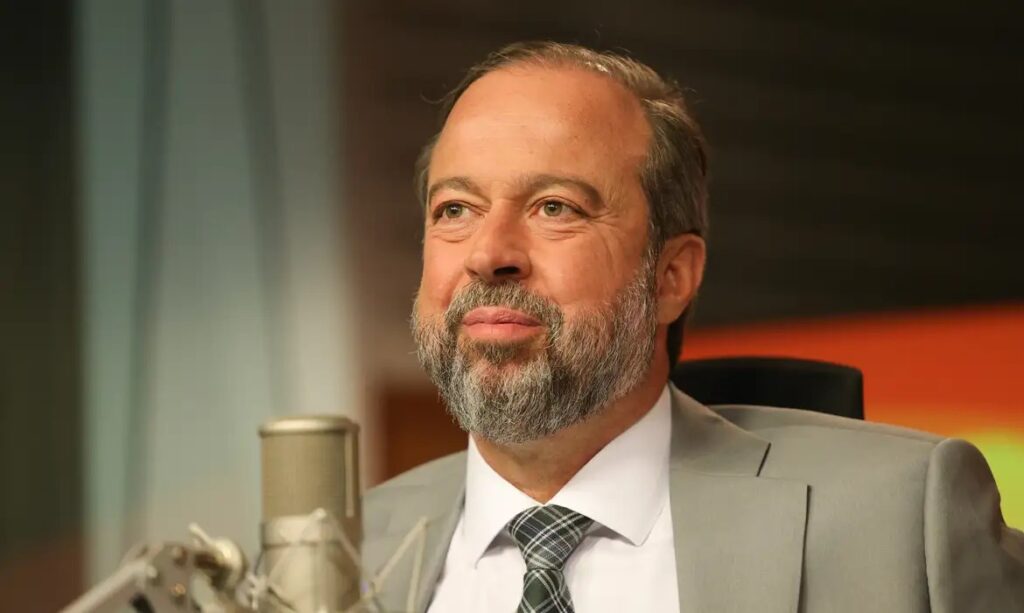 Não faz sentido: Governo descarta retorno do horário de verão em 2025 7 alexandre silveira