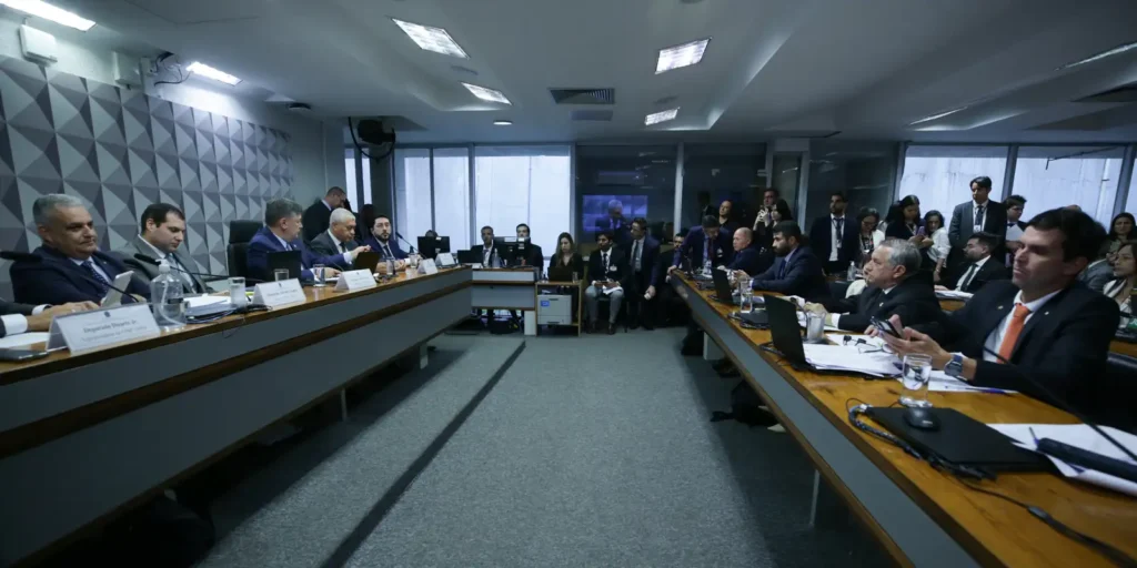Dino Permite Silêncio de Presidente de Sindicato na CPMI do INSS 8 imagem 1760068881941
