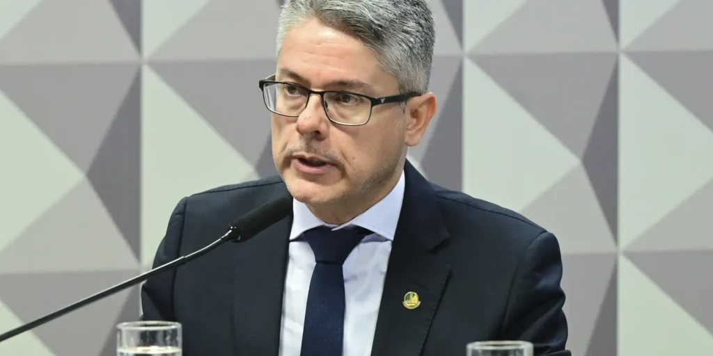 Senado Mantém Recursos da Polícia Federal em Projeto Antifacção 3 imagem 1763614950365