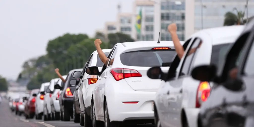 Estudo de Leonardo Sakamoto Revela Precarização da Profissão de Motoristas de Aplicativo 9 imagem 1764219766023