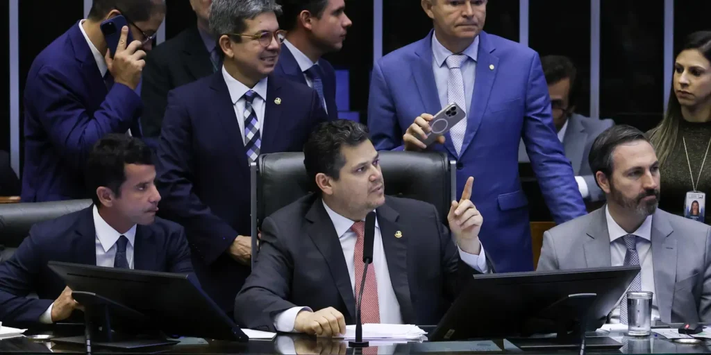 Congresso aprova crédito suplementar de R$ 42 bilhões para programas sociais 11 imagem 1764306145057