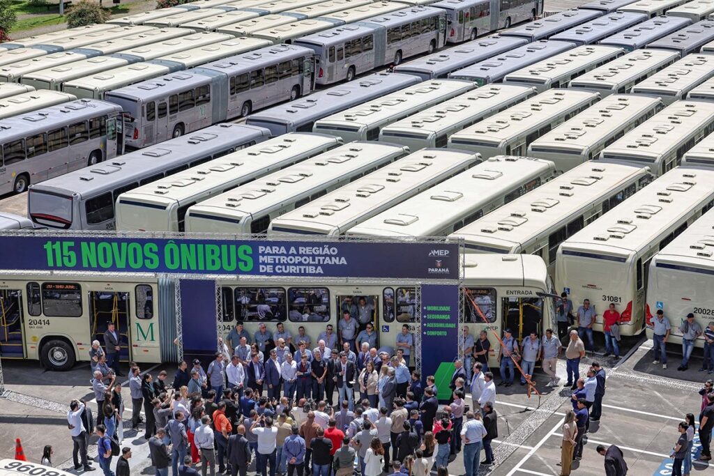 Região Metropolitana de Curitiba recebe 115 novos ônibus 5 novos onibus para a RMC 1