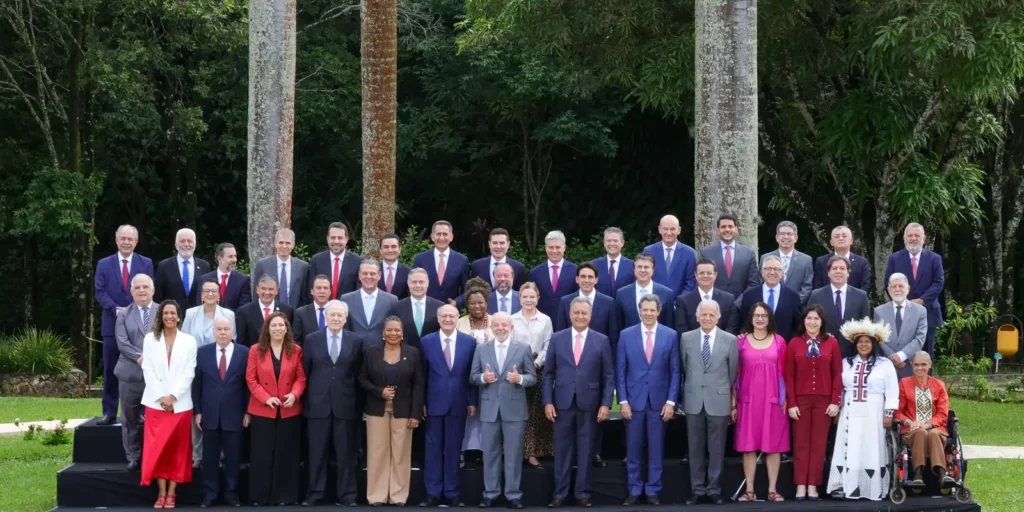 Lula Defende Narrativa do Governo em Última Reunião Ministerial de 2025 7 imagem 1766034155783