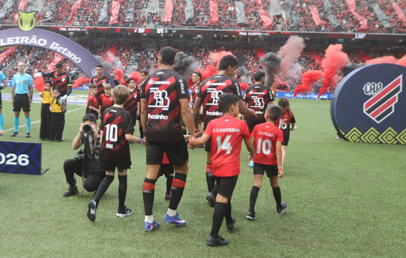 Athletiba lança ação solidária para HCzinho 9 jogo aniverrsario de Curitiba