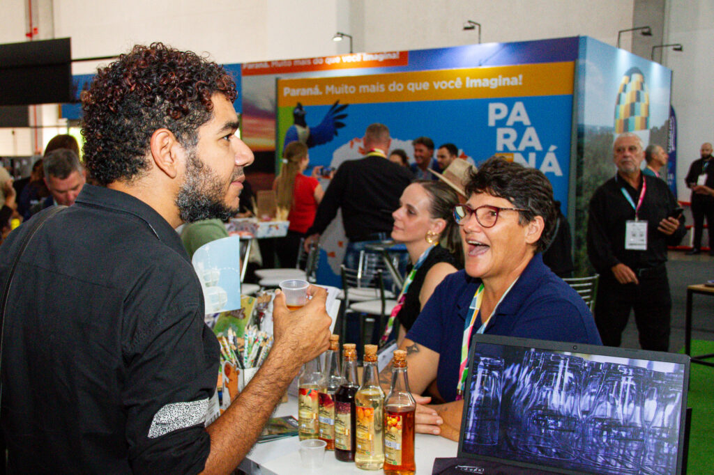 Curitiba recebe o maior evento de turismo do Paraná e espera reunir 5 mil profissionais em maio