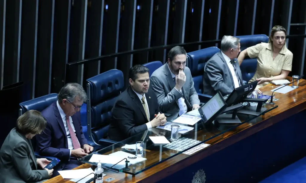 Brasília-DF – 07/04/2026 – Sessão do Senado que votou projeto que reconhece estágio como experiência profissional. Foto: Lula Marques/ Agência Brasil.
