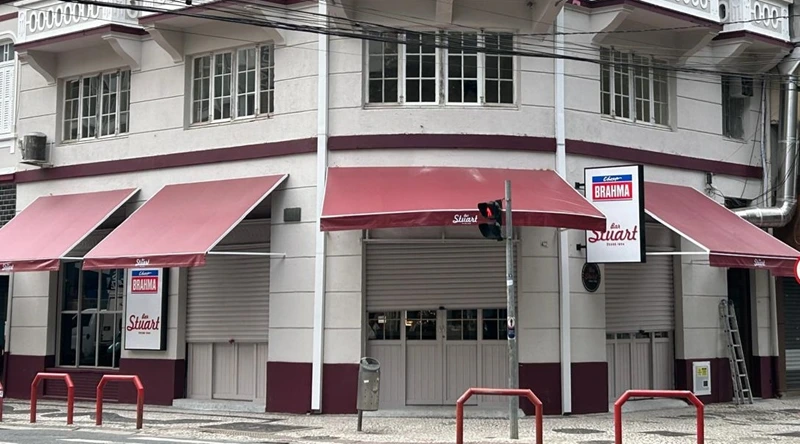 Bar Stuart reabre em Curitiba e reforça revitalização do Centro 7 Bar stuart