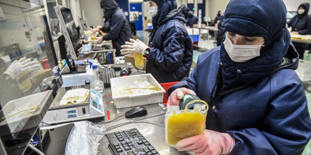 Projeto dispensa licitação para medicamentos produzidos pela Hemobrás