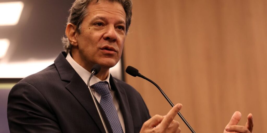 PT confirma Haddad ao governo de São Paulo em convenção 3 PT lança candidatura de Fernando Haddad ao governo de São Paulo