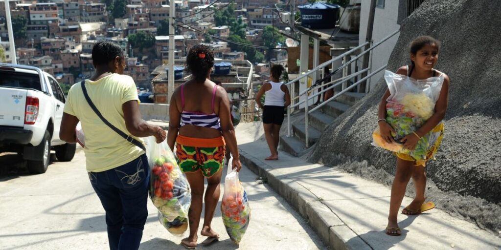Brasil completa 1 ano fora do Mapa da Fome, mas desafios persistem