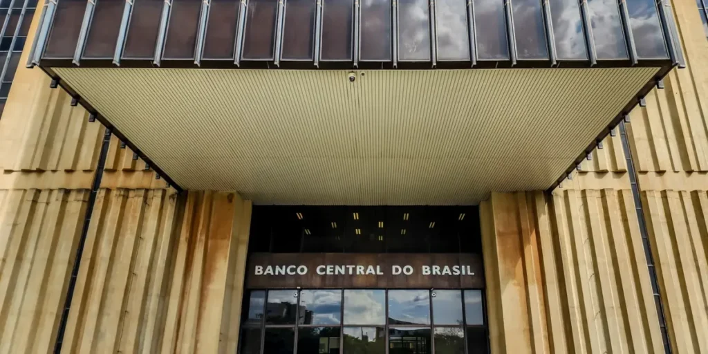 Expectativa do mercado para inflação de 2026 cai para 5,02%