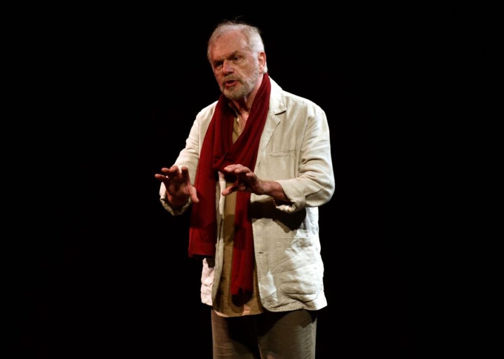 Espetáculo inspirado em José Saramago chega à CAIXA Cultural com Henri Pagnoncelli