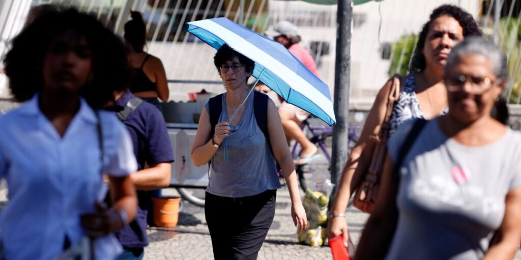 Salário mínimo pode chegar a R$ 1.741 em 2027 14 Salário mínimo deverá subir para R$ 1.741 em 2027