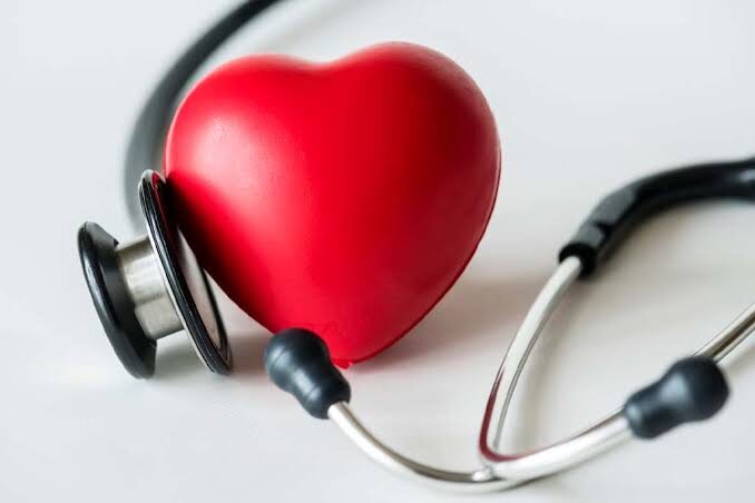 De olho no coração: hábitos e cuidados que protegem a saúde cardíaca, segundo cardiologista