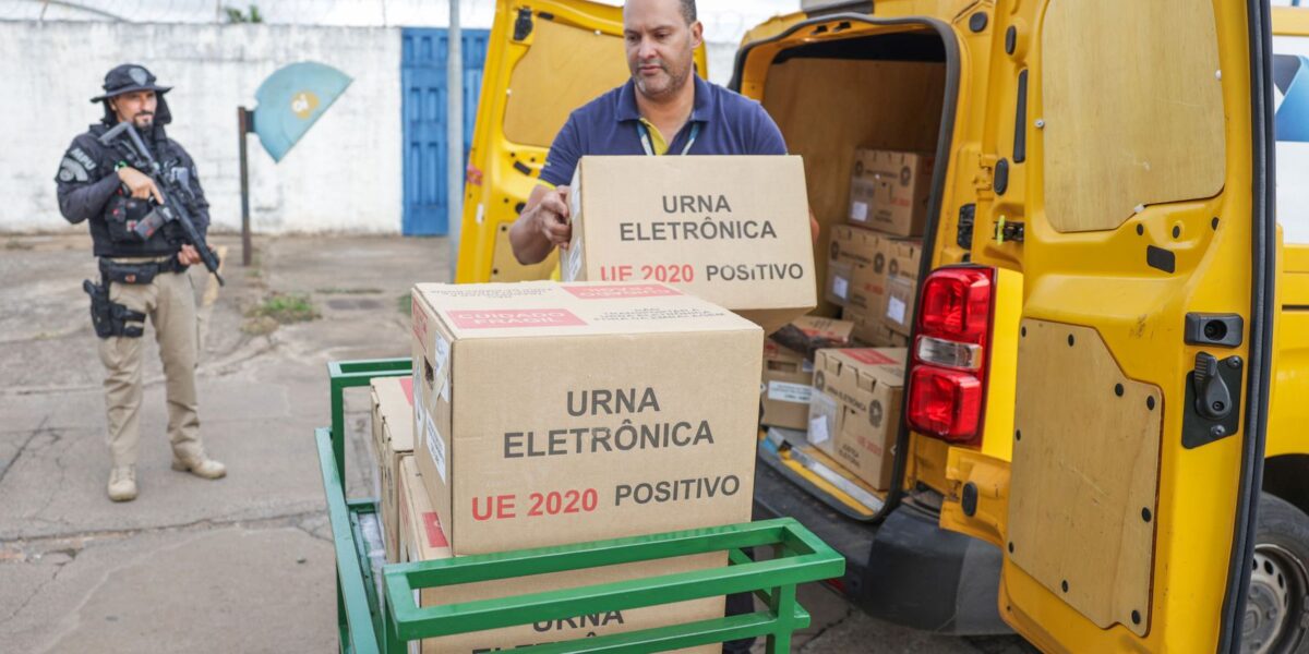 Forças Armadas mobilizam 25 mil no 2º turno Forças Armadas mobilizam 25 mil no 2º turno