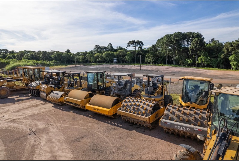 Com juros altos, locar equipamentos pesados vale mais a pena do que comprar, aponta estudo 9 de amorim locadora de equipamentos pesados